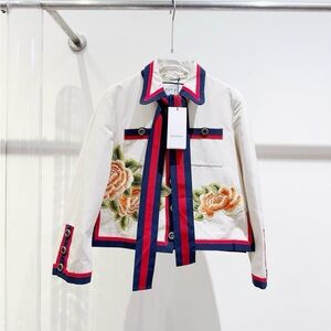 Authentic Gucci Women's Cream Blazer with Floral Design